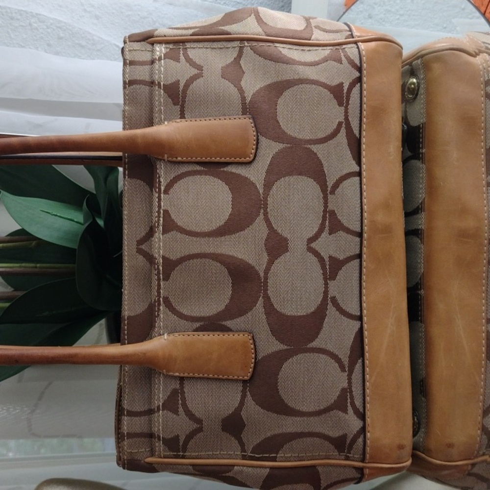 Authentic Coach legacy Madeline. - Picture 4 of 12